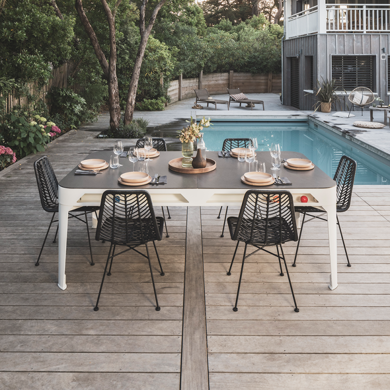 hyphen-outdoor-pool-table-white-frame-dark-grey-cloth (3)